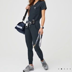 NWOT figs Zamora joggers